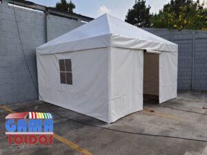 toldo 4x4 con paredes